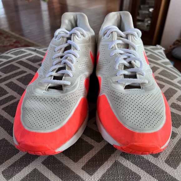 Women Nike Airmax 90 Cream size 7.5 - Picture 4 of 5